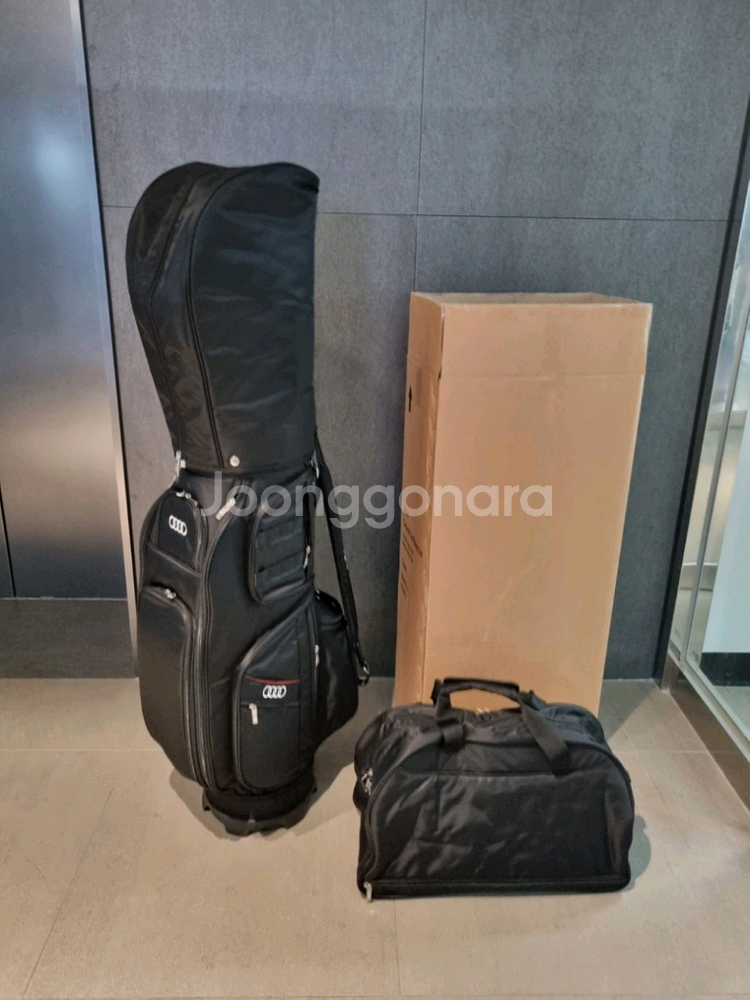 아우디 경량 골프백 세트 블랙 새상품 판매 (캐디백 보--2