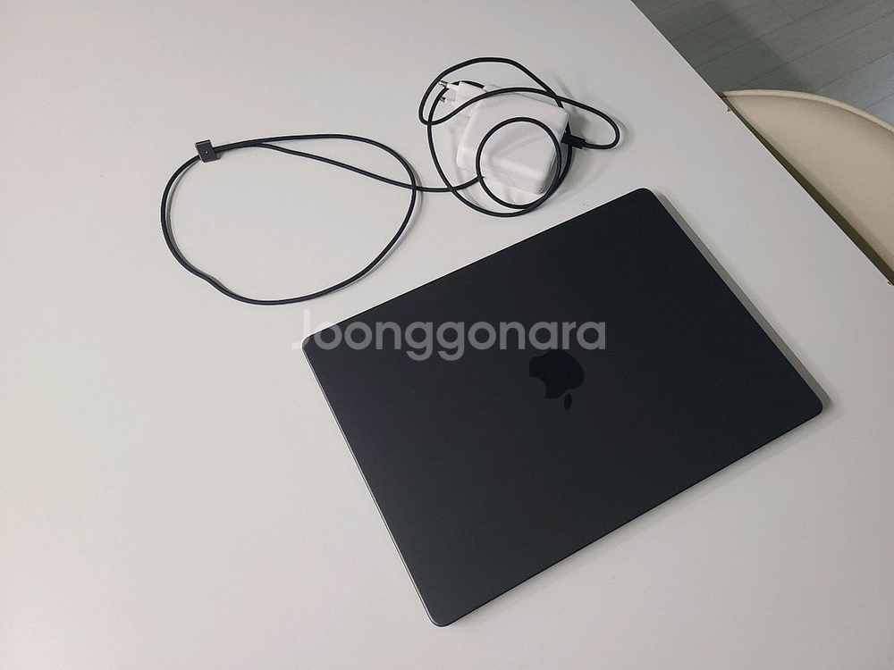 맥북 프로 14 인치 M4 Cto 고급형 애플캐어 급매--3