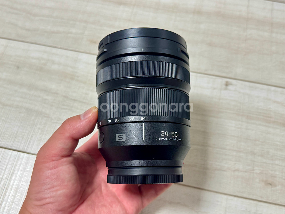 파나소닉 루믹스 24-60mm F2.8 렌즈 판매--1
