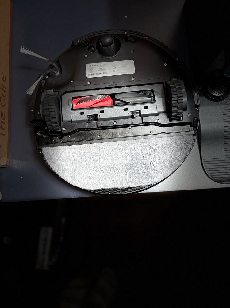 약33분 사용한 로보락 S9 MaxV Ultra 블랙--3