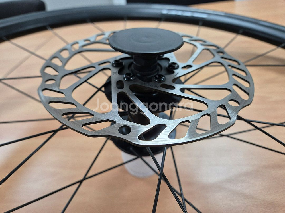 자이언트 P-R2 휠셋, 32c 튜브리스 타이어 일괄--4