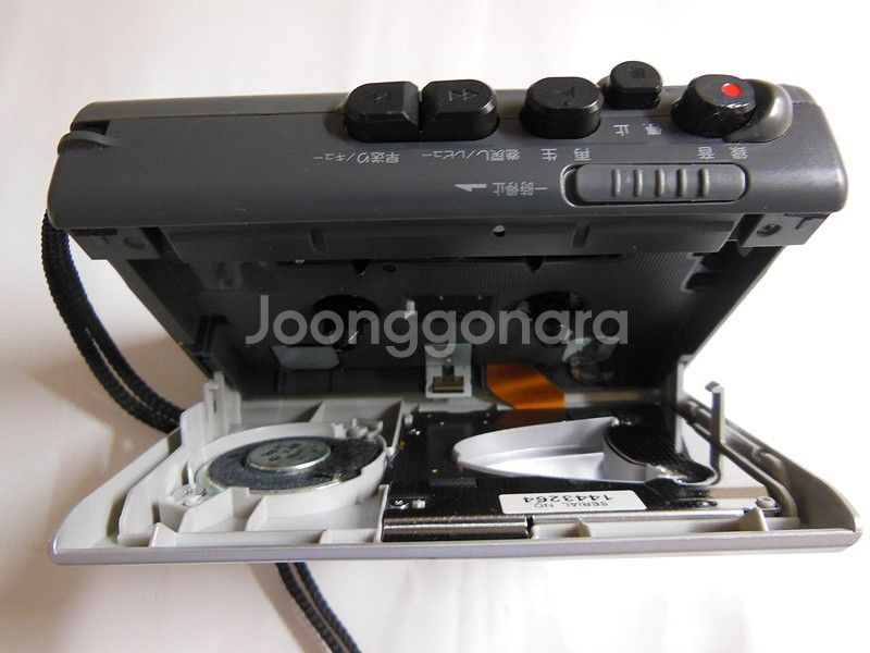 SONY TCM-400 워크맨 작동품--8