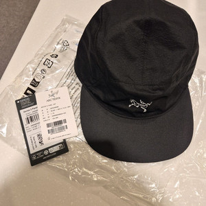 아크테릭스 에어리어스 5패널 캡