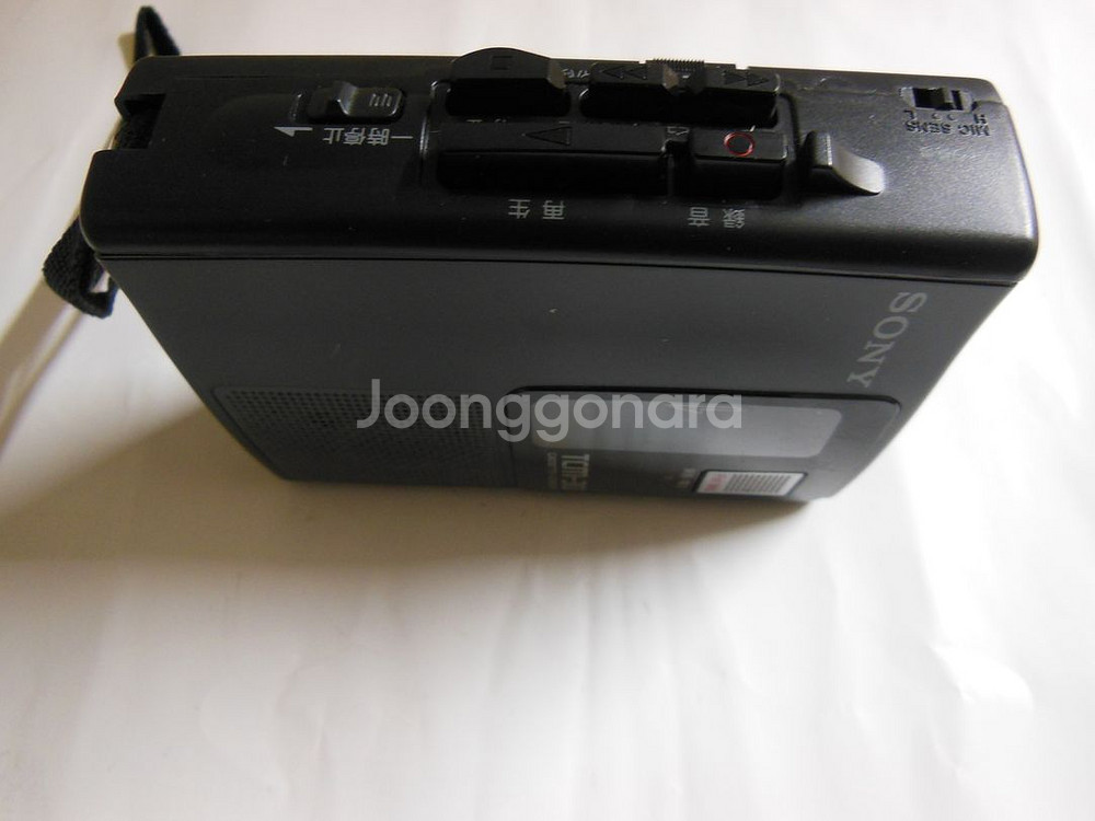 SONY TCM-30 워크맨 작동품--2