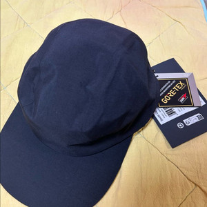 아크테릭스 스텔스 캡 블랙 L-XL