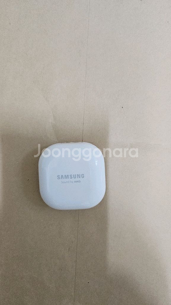 버즈라이브 충전기--2