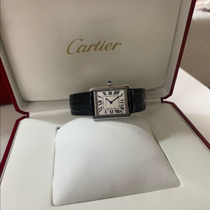 까르띠에 탱크솔로 sm 악어스트랩 단종제품