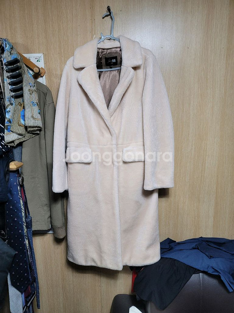 Furs66 양모롱코트 엠--0