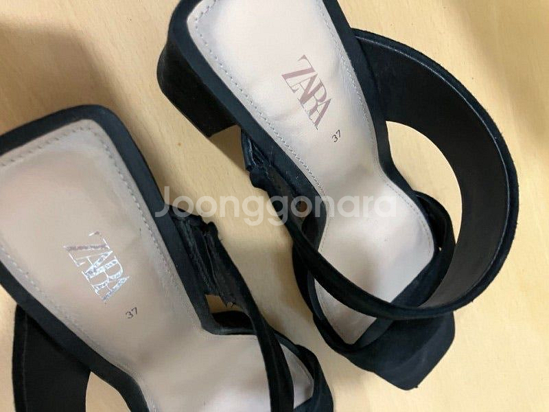 자라(ZARA) 스웨이드 레더 플랫폼 하이힐 샌들--3