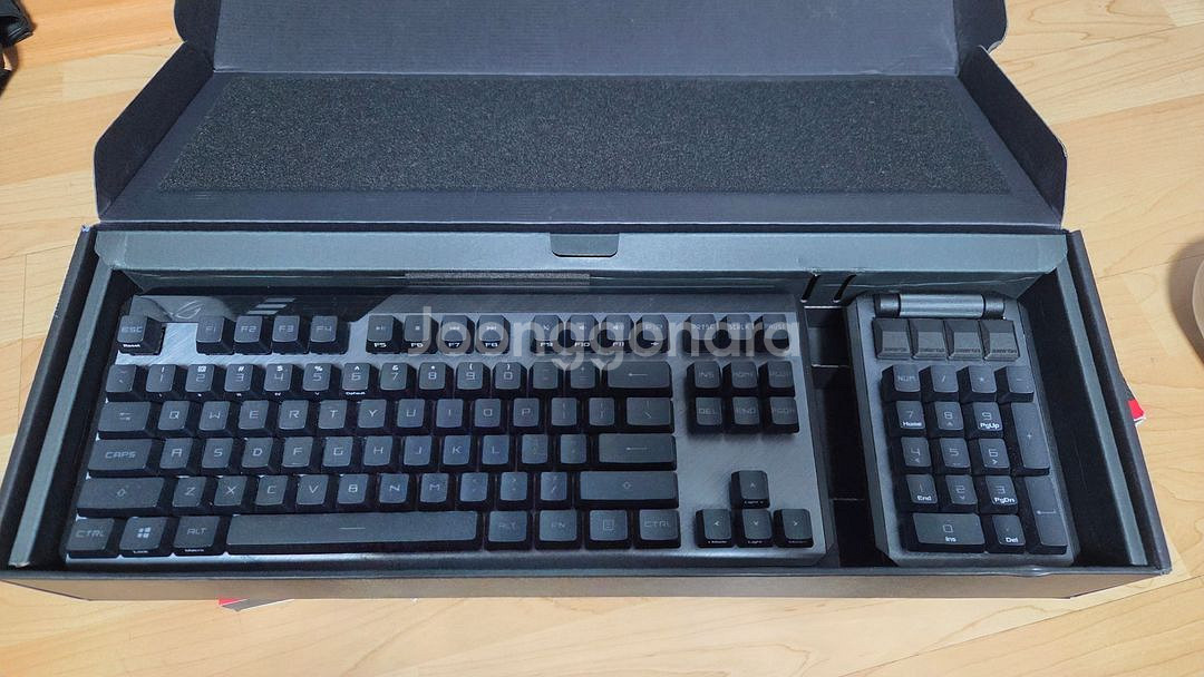 ASUS ROG CLAYMORE II RX 적축--2