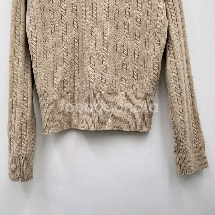 산드로 오픈 카라 니트--5