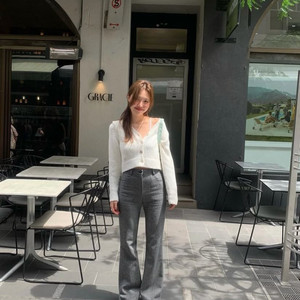 타낫 vea crop cardigan white