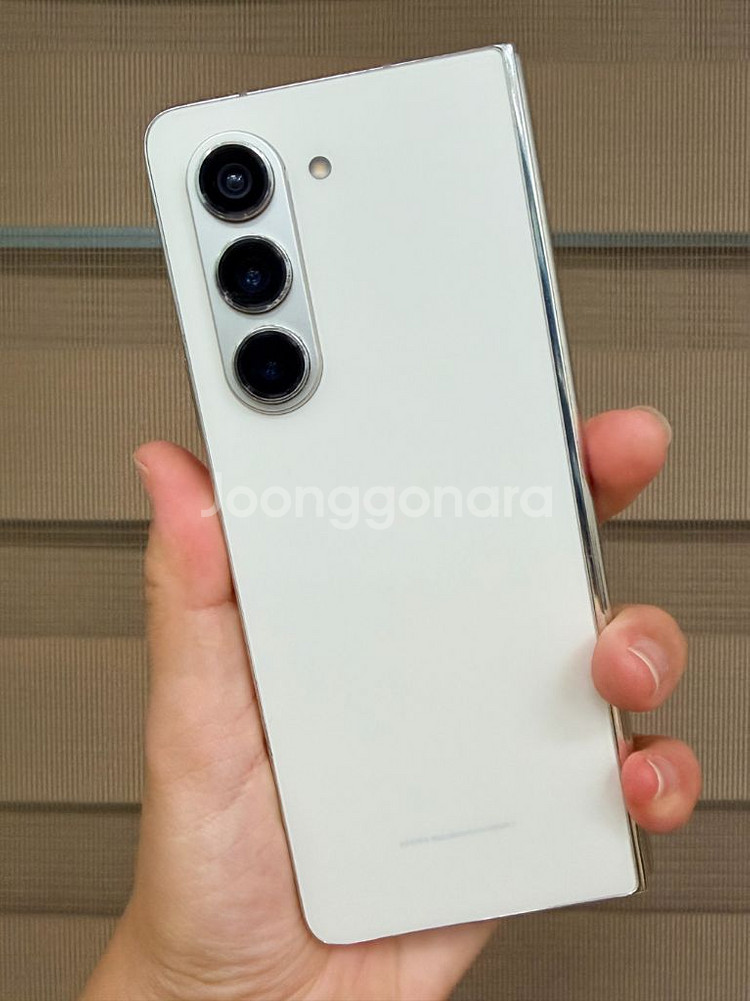 갤럭시폴드5 256기가 크림색상 팝니다--0