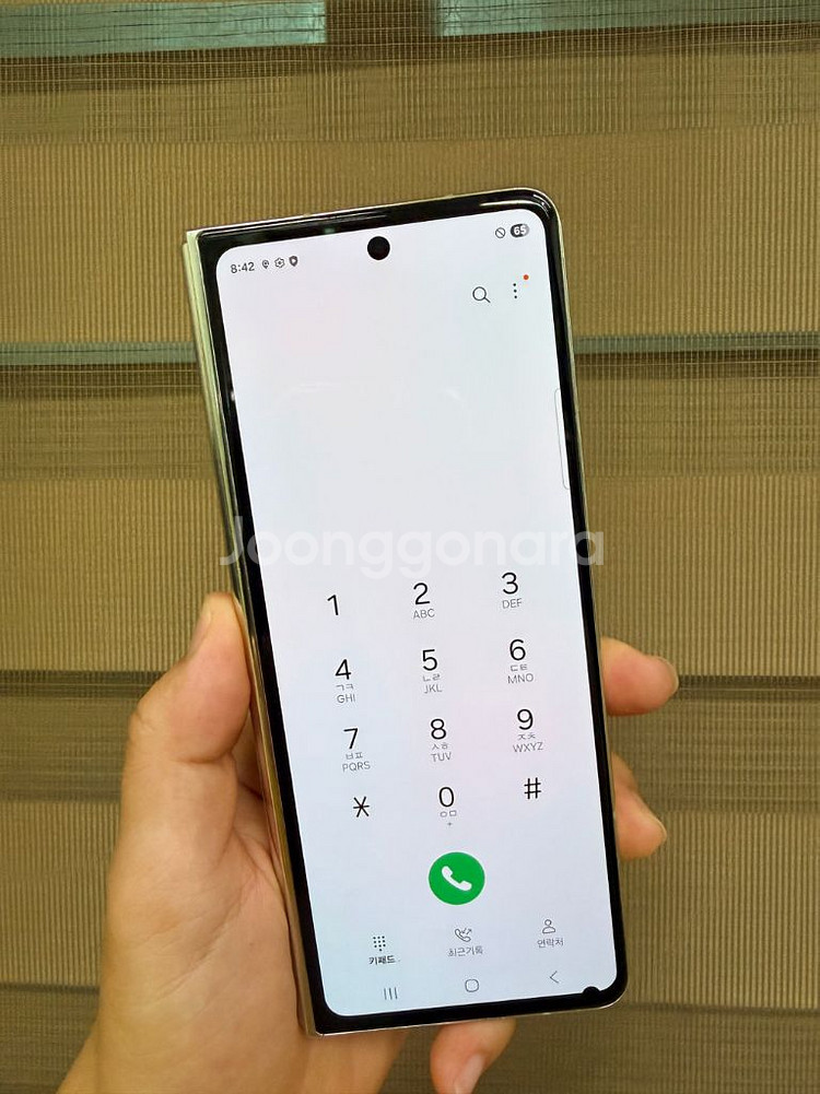 갤럭시폴드5 256기가 크림색상 팝니다--3