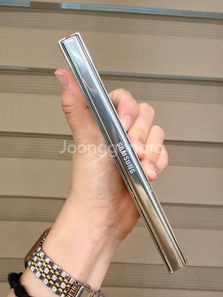 갤럭시폴드5 256기가 크림색상 팝니다--8