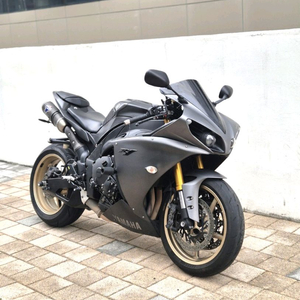 2014 YZF-R1 빅뱅 알원 순정카울 판매합니다.