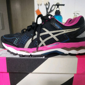 아식스 젤카야노 22 런닝화