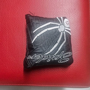 테이러메이드 스파이더x퍼터팝니다