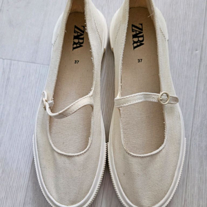 zara 자라 37사이즈 240 캔버스 단화 슬립온 신