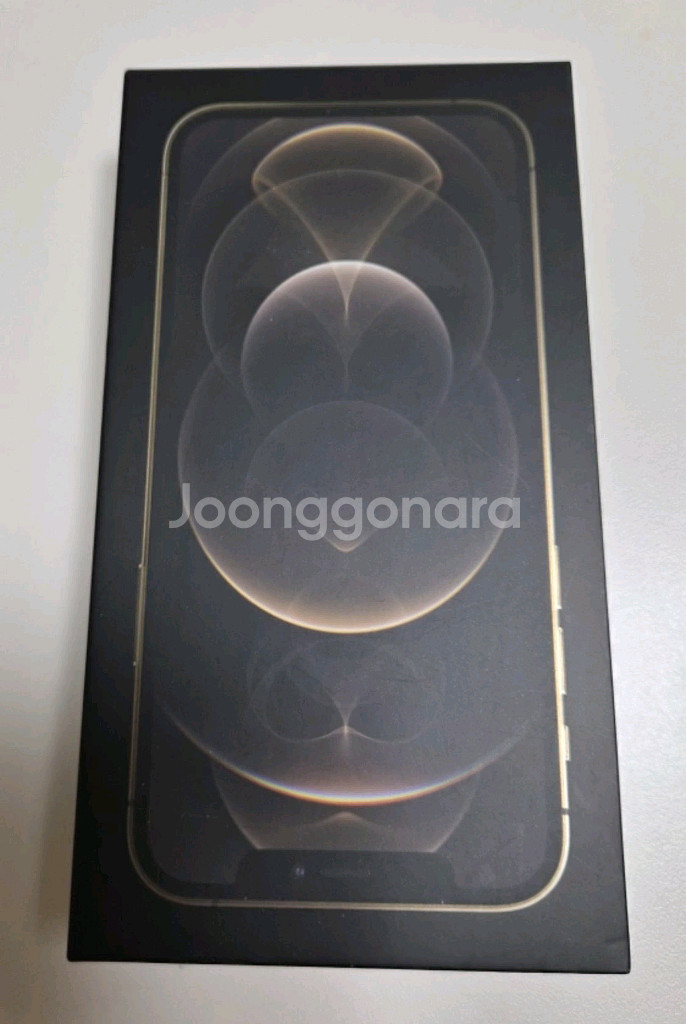 아이폰 12 프로 256GB 골드색상 판매합니다.--1