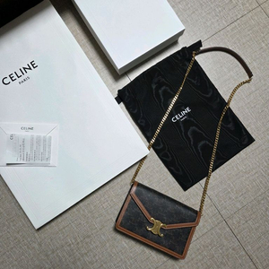 셀린느 트리옹프 마고 체인 지갑