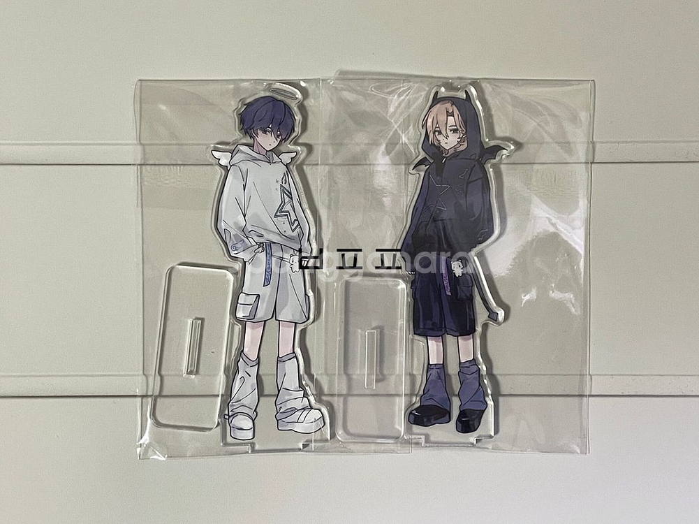 플레이브 비공굿 맏형즈카페 특전럭드아크릴스탠드엽서스티커--2