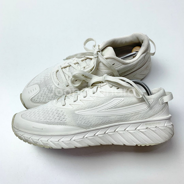 [260/정품] 휠라 RGB 퓨즈20 운동화신발--0