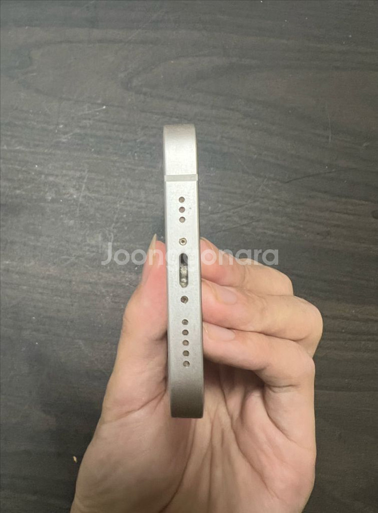 아이폰13 스타라이트 128gb S급 판매합니다--6