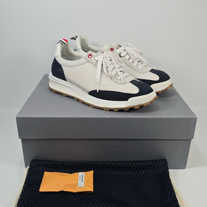 톰브라운 테크 러너 스니커즈 (260)