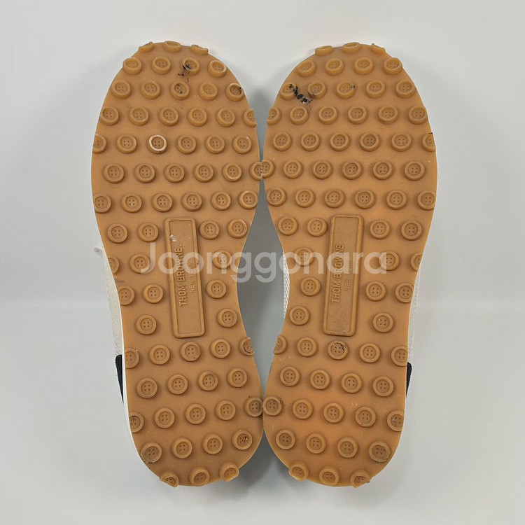 톰브라운 테크 러너 스니커즈 (260)--6