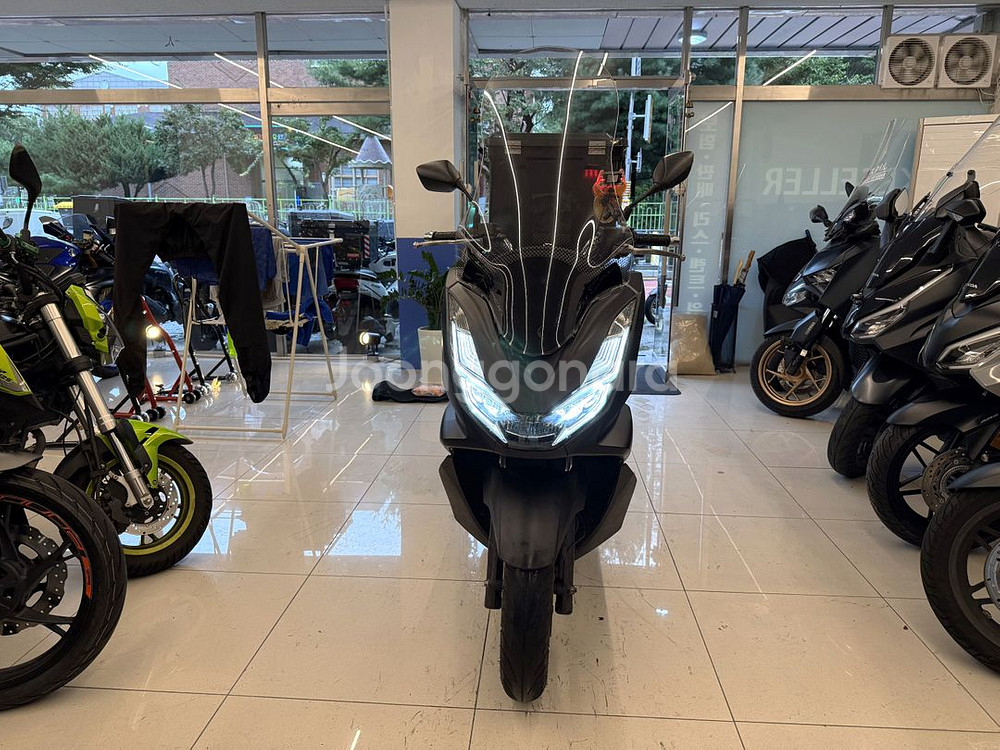 24년식pcx 125 4만km 판매합니다.--0