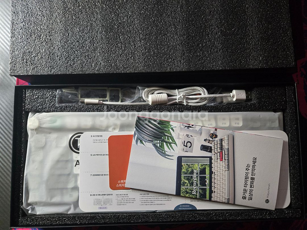 키크론 K15 프로맥스 키보드 팝니다--2