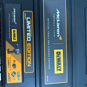 디월트 맥라렌 dcd85mp2gt 해머드릴