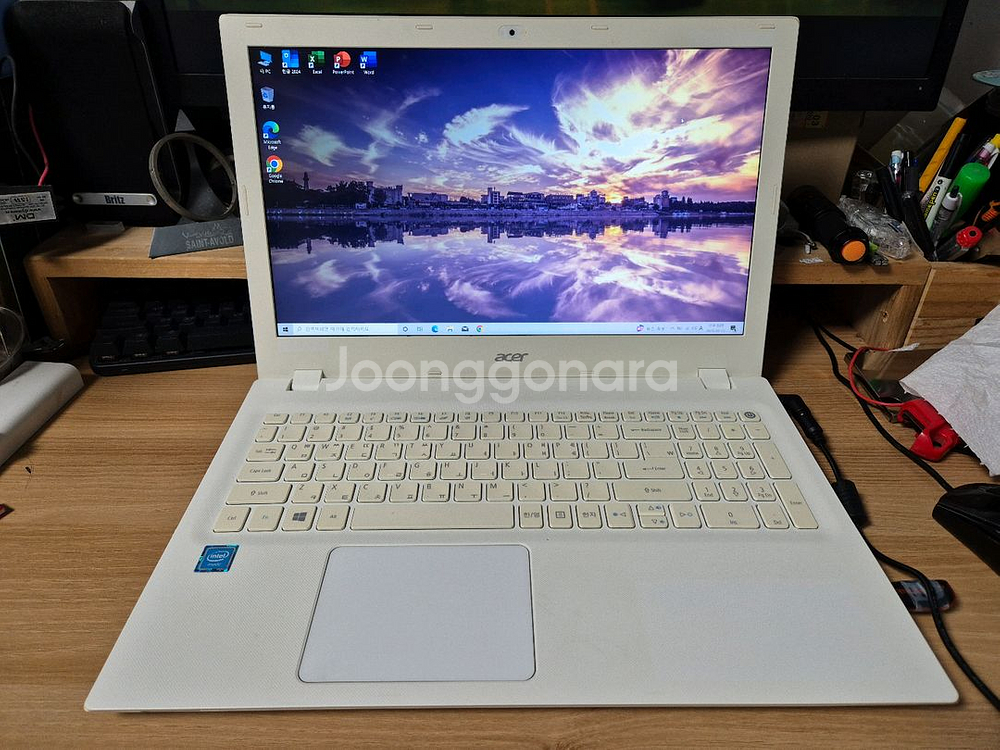 에이서 E5-573 FHD 15.6인치 화이트 노트북--0