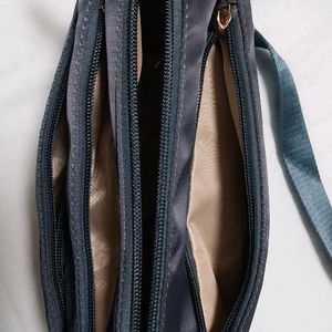 가벼운핸드배카방