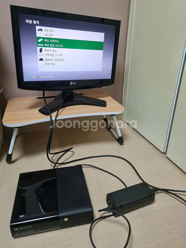 XBOX 360 E 본체 + 컨트롤러 + 어댑터--3