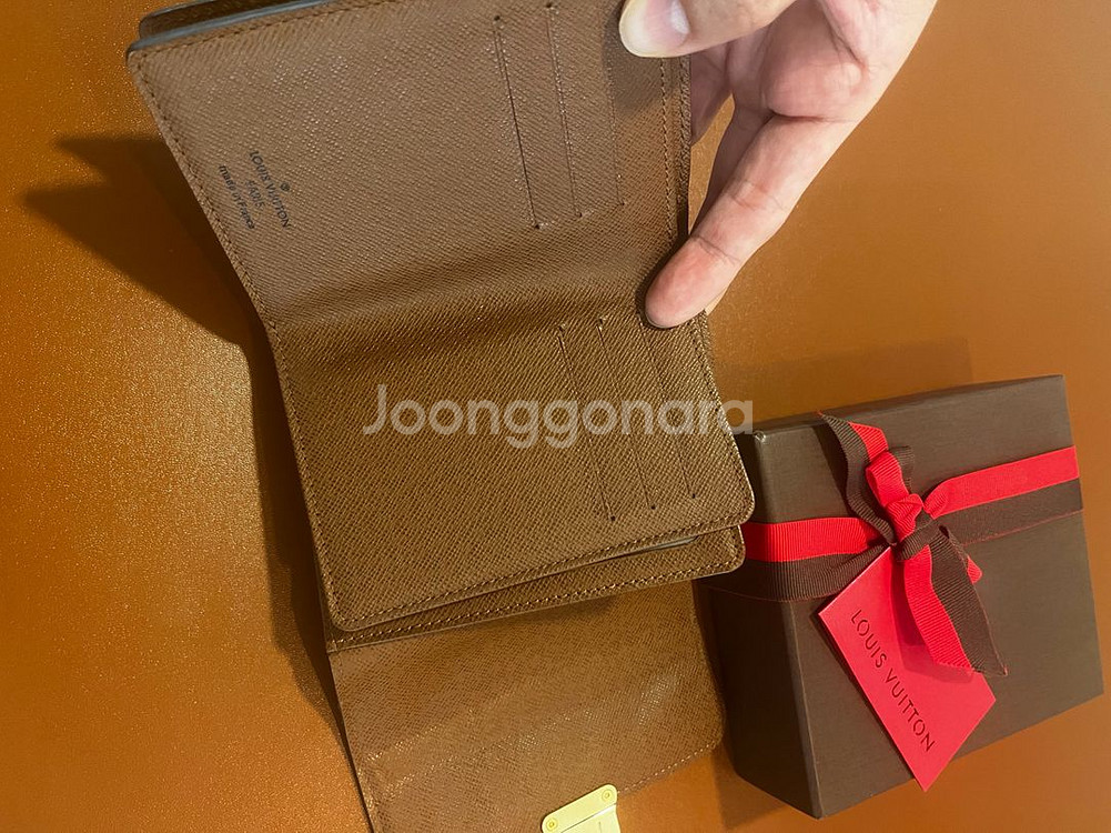 (정품)루이비통 모노그램 여성용 중지갑--1