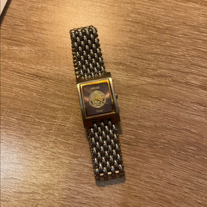 베르사체 메두사 빈티지 시계