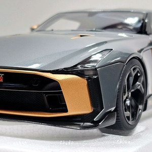 오토아트 1/18 닛산 GT-R R50 다이캐스트 모형