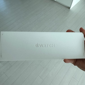 애플워치 10 42mm 네츄럴티타늄,모던버클다크토프