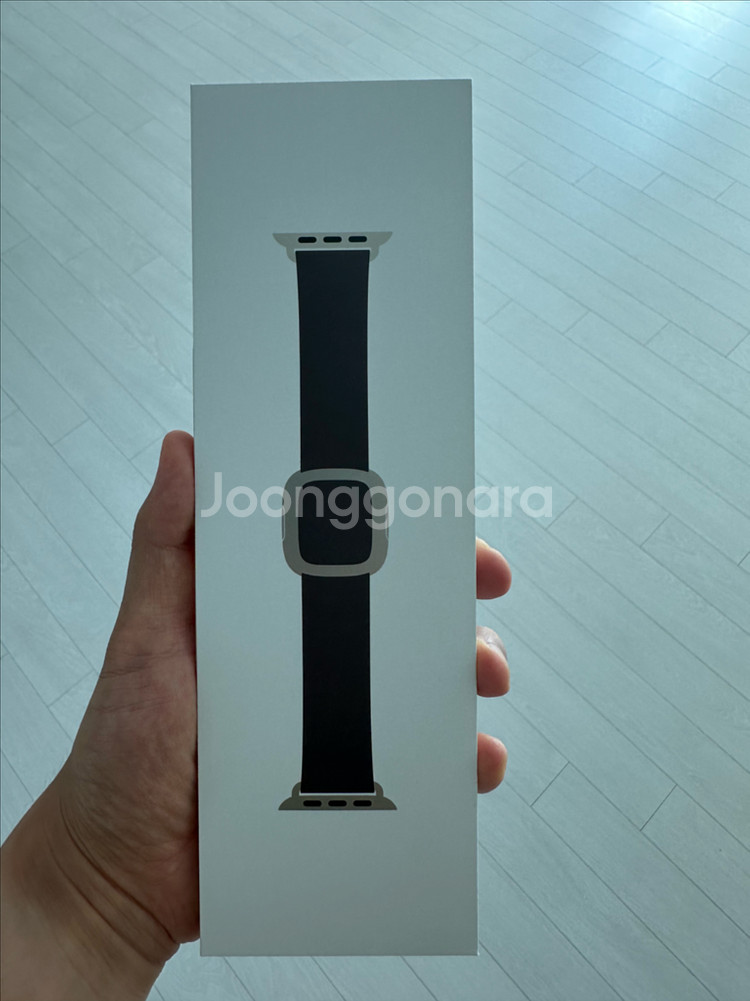 애플워치 10 42mm 네츄럴티타늄,모던버클다크토프--1