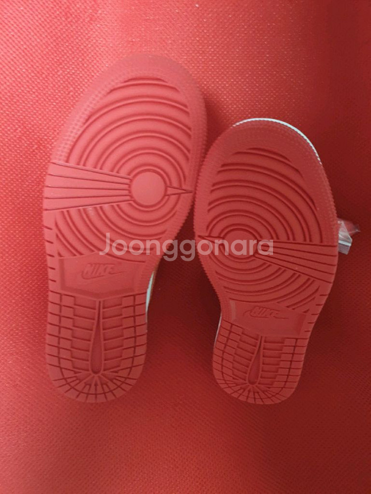 나이키 주니어 농구화 에어조던1 레트로 하이오지--2