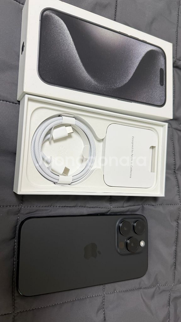아이폰 15pro 블랙티타늄 256GB--0