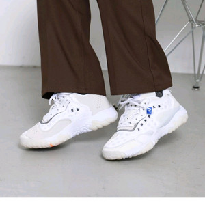 나이키 우먼스 조던 델타2 250 운동화