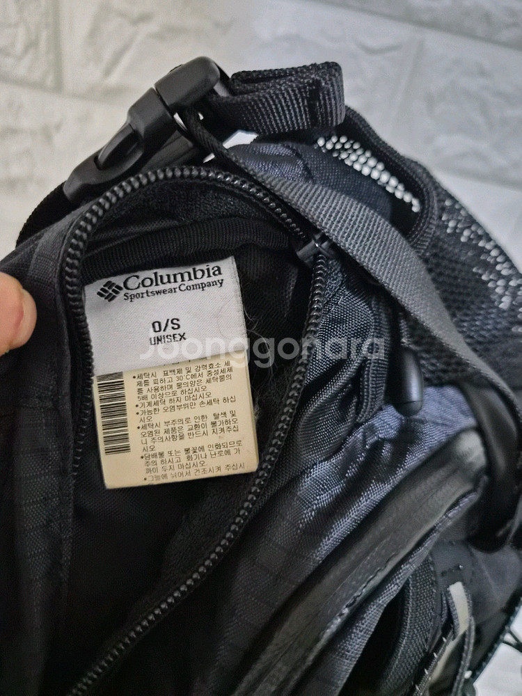 콜럼비아 블랙 백팩 팝니다 등산 낚시 캠핑 런닝 노스페--7
