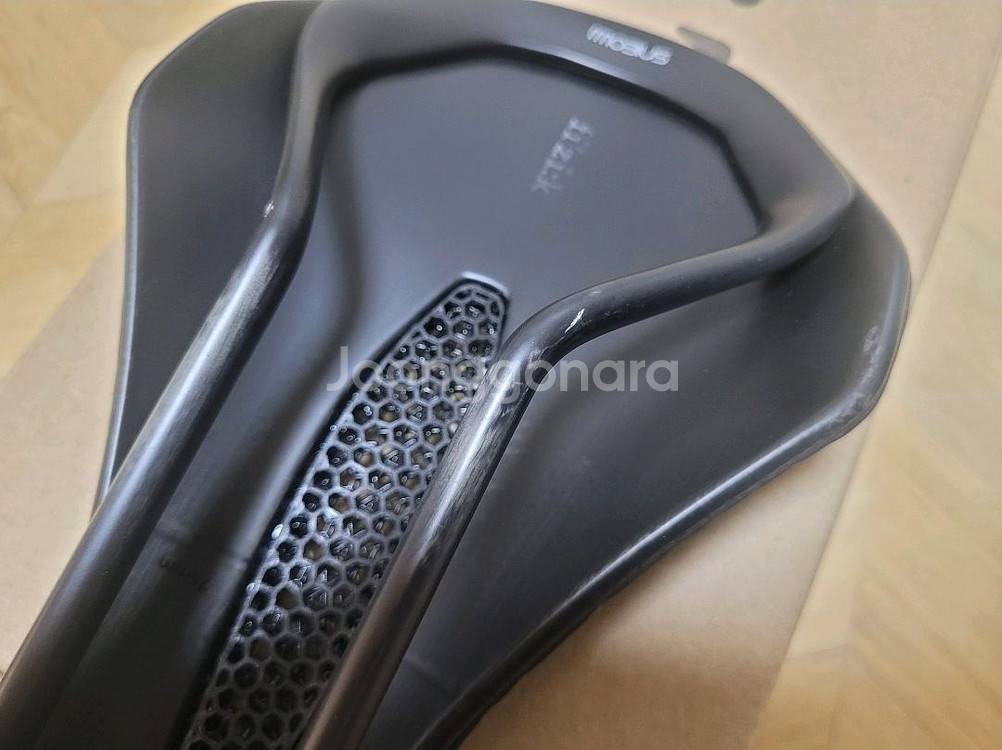 피직 벤토 아르고 00 어댑티브 3D안장--2