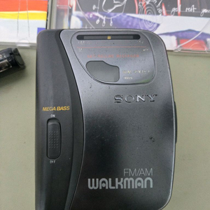 소니 워크맨 WM-FX123 통전