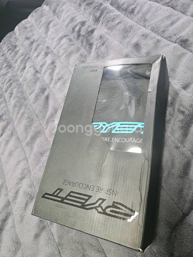 RYET 카본안장 새상품--4