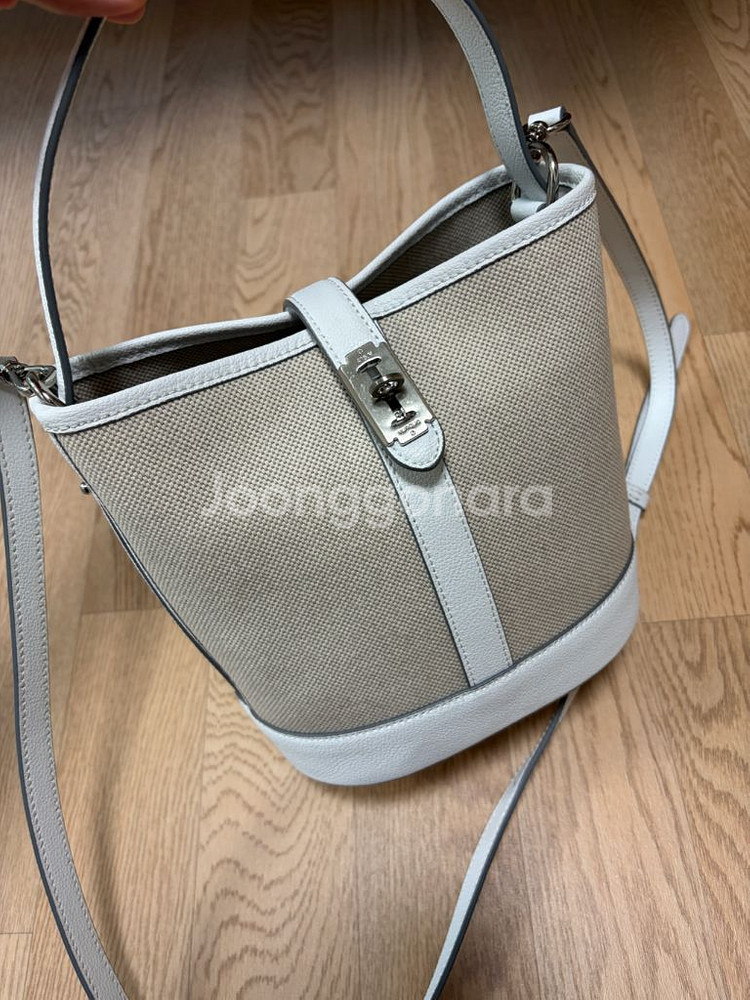 분크 페스토네 바스켓 피콜로 화이트--0