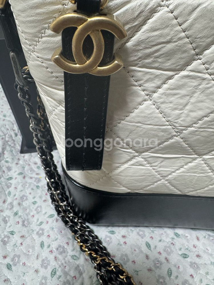 샤넬 가브리엘 호보 뉴미듐 25번대--1